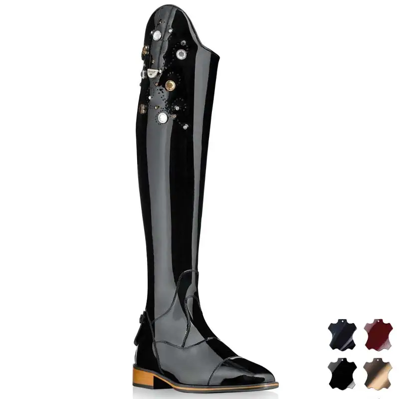 Compra Oggi Stesso Stivali Pioneer in vernice con Swarovski suola cuoio modello Vulcano