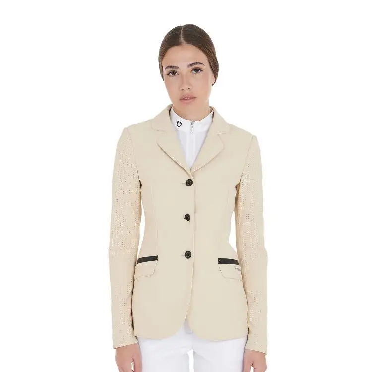 Offerta Speciale GIACCA DONNA DA CONCORSO TRE BOTTONI TRAFORATA