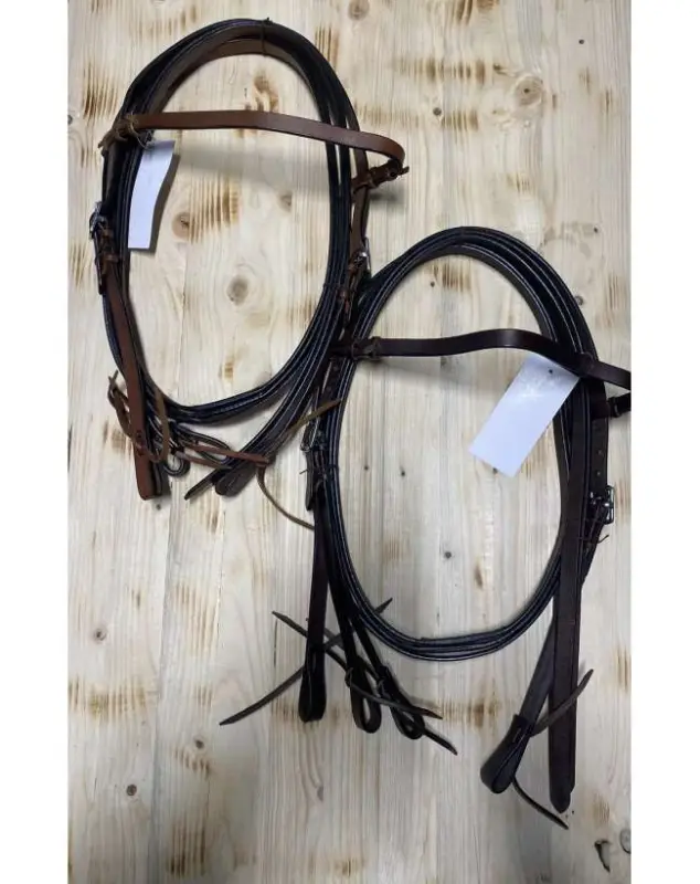 Occasione TESTIERA WESTERN IN CUOIO COMPLETA DI REDINI