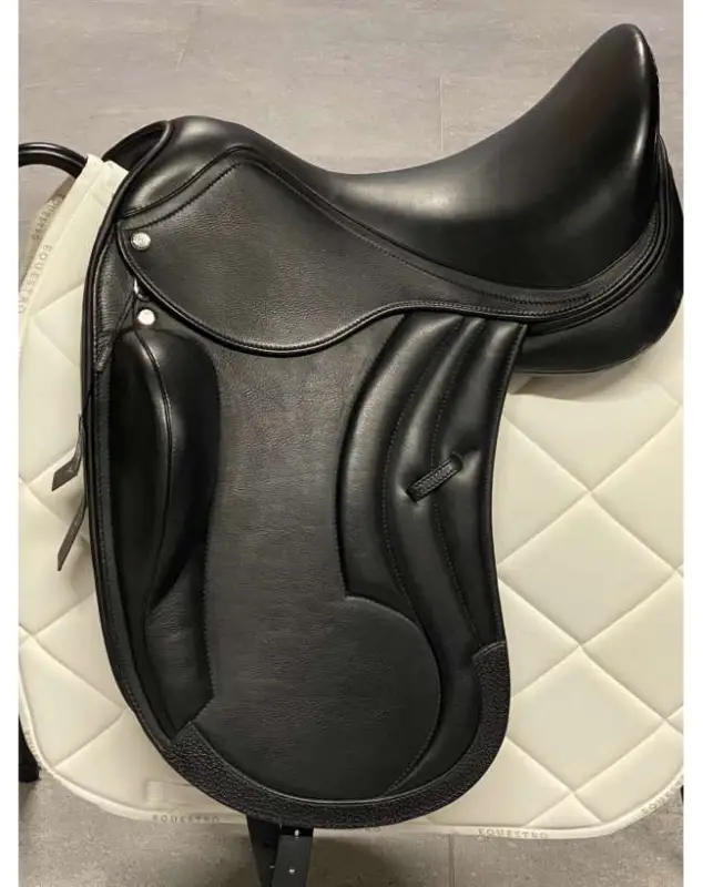 SELLA DA DRESSAGE LUSIANA EQUESTRO IN PELLE E CUOIO Novità