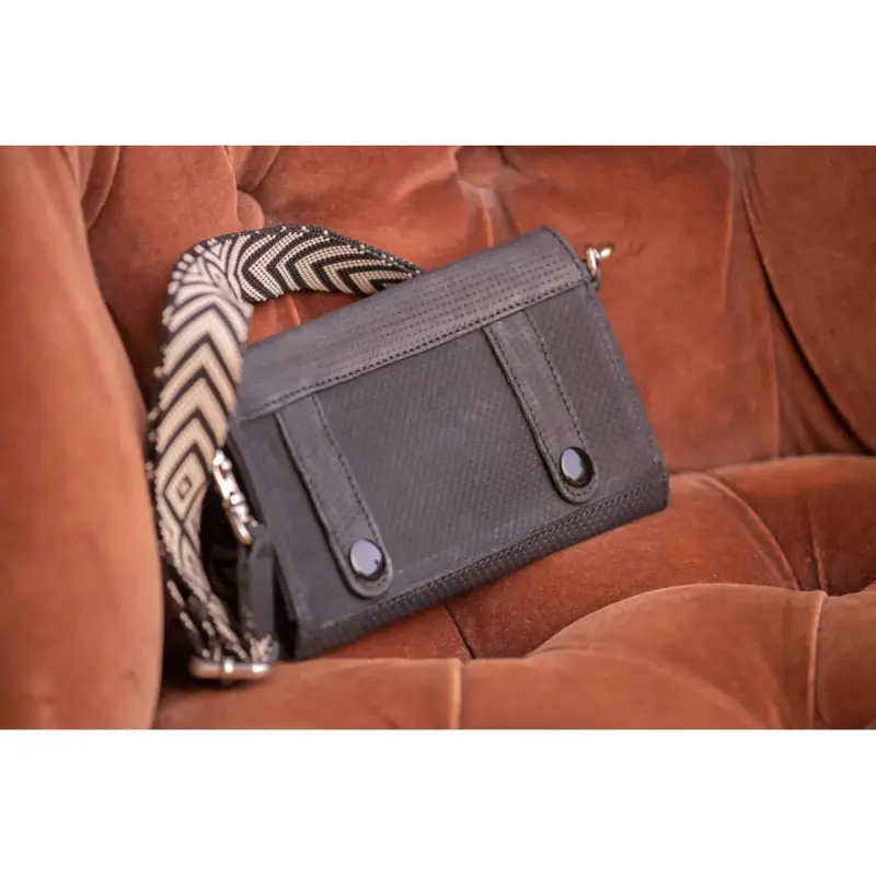 Pochette Pénélope New phone pocket traforata Di Tendenza